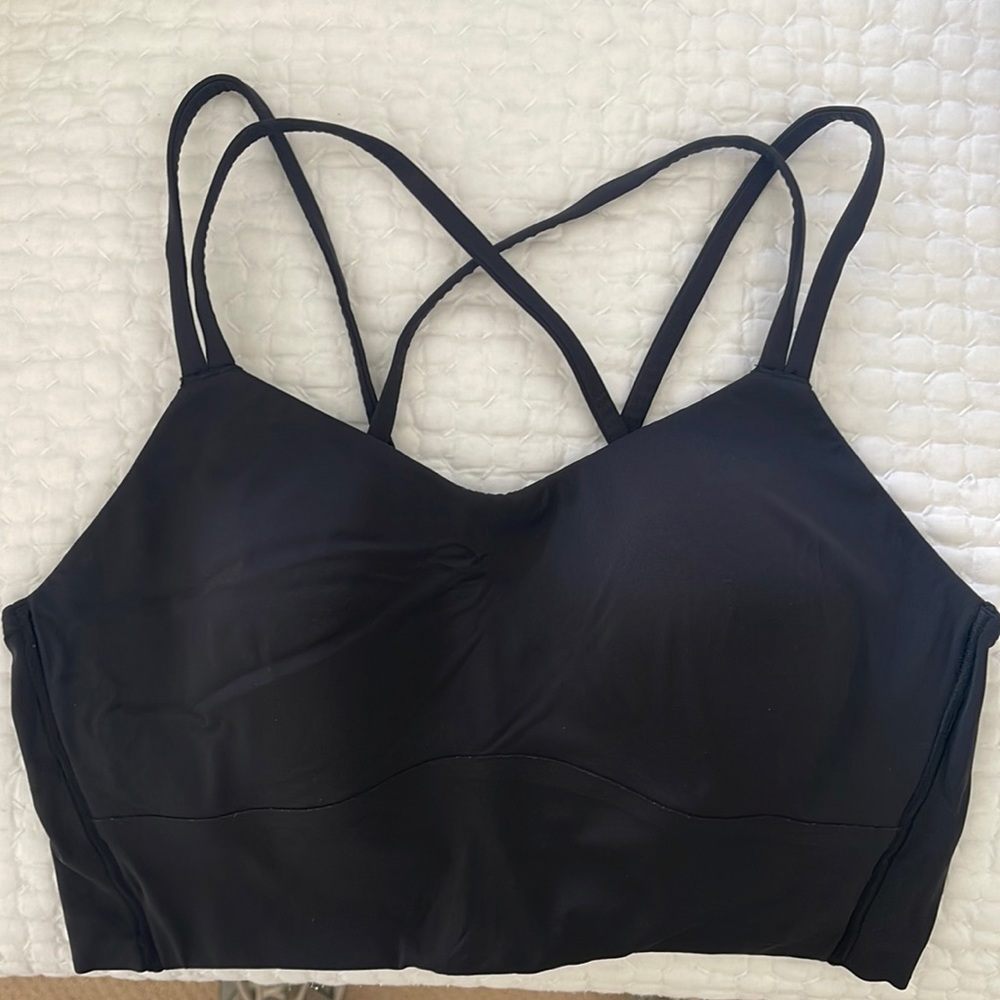 LULULEMON LIKE A CLOUD BRA!!
